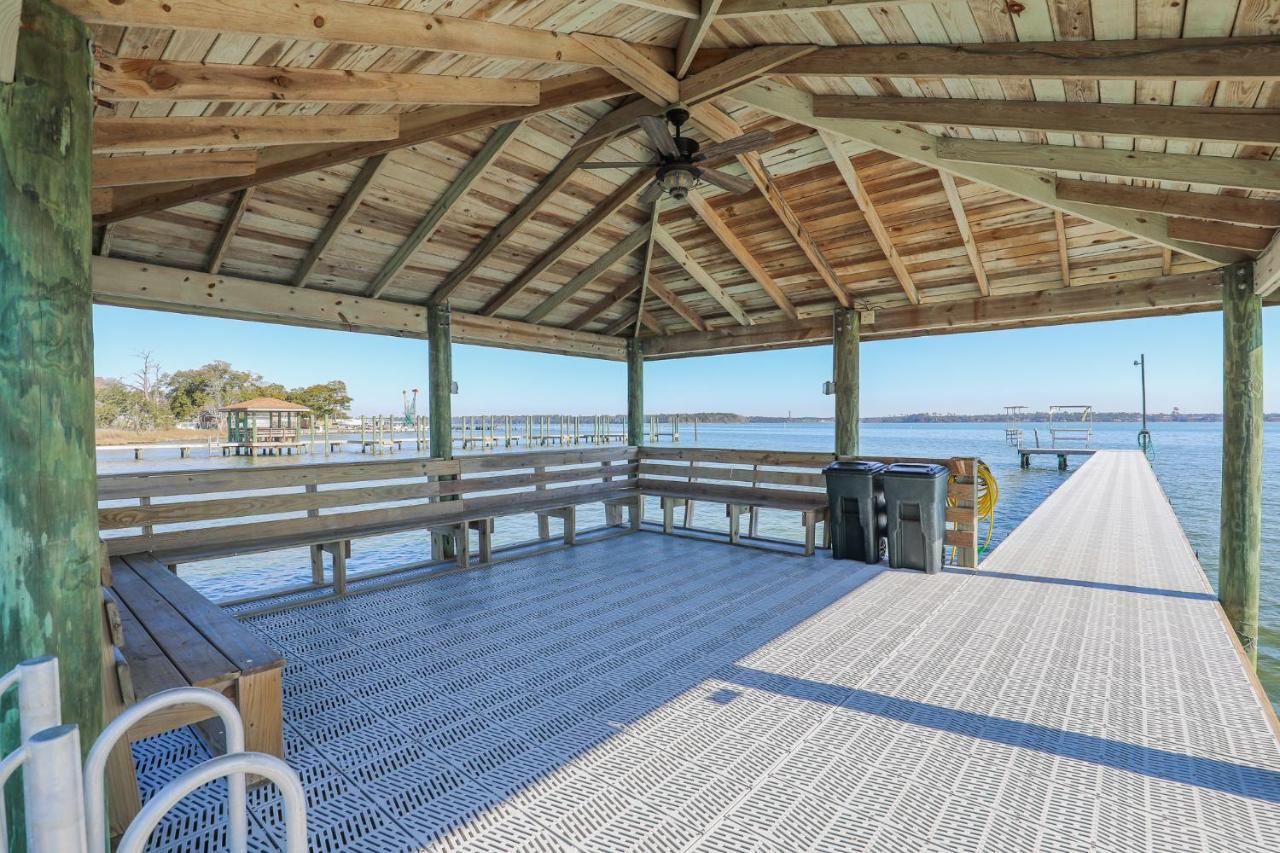 Model Home Near Camp Lejeune With Water View Sneads Ferry Exteriér fotografie